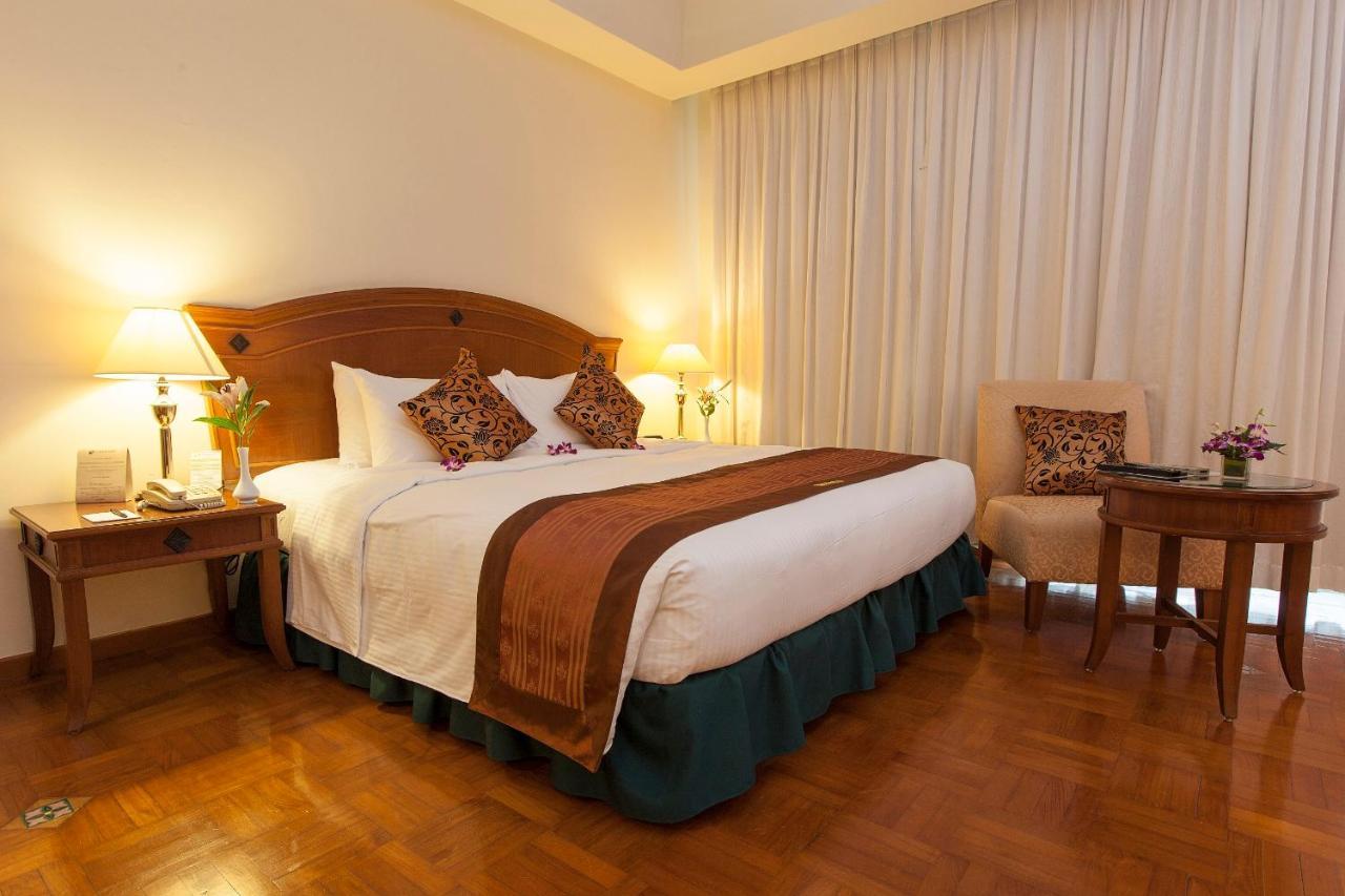 Himawari Hotel Apartments Phnom Pen Exterior foto