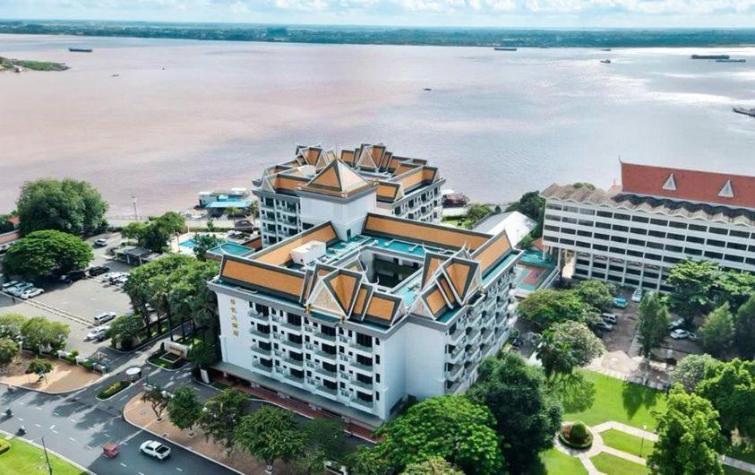 Himawari Hotel Apartments Phnom Pen Exterior foto